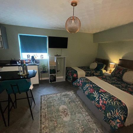 The Rose Garden Room - Self Contained Studio Ballycastle Bagian luar foto