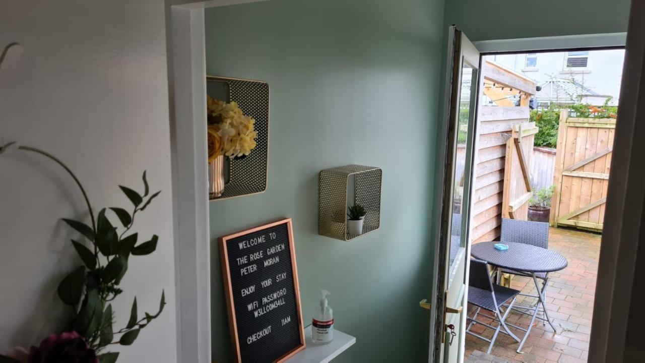 The Rose Garden Room - Self Contained Studio Ballycastle Bagian luar foto